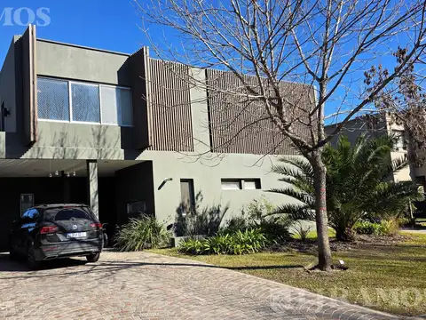 Casa en Alquiler de 6 dormitorios