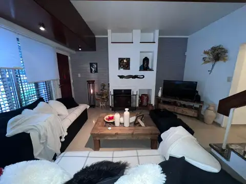 Casa en Venta en Villa Ballester, USD 240.000