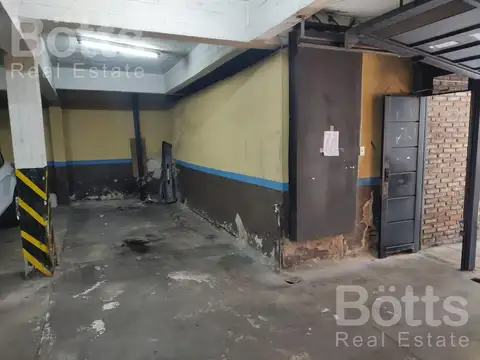 Cochera en La Boca