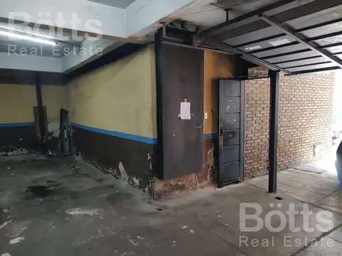 Cochera en La Boca