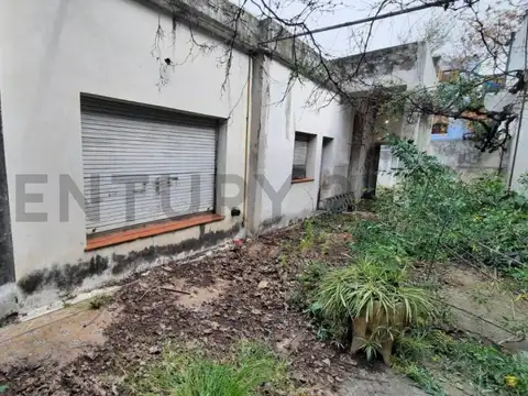 ROMULO NAON 3300, Piso 0