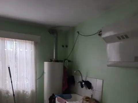 Casa en Alquiler con 3 cocheras