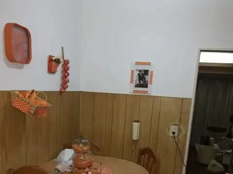 SAN MARTIN 2344. DOS DORMITORIOS AL FRENTE., BALCON CORRIDO, JARDIN DE INVIERNO. CONSULTAR PREC...