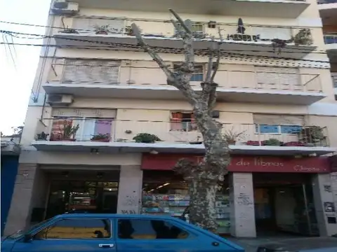 DEPARTAMENTO 2 AMB A METROS DE ESTACION - RAMOS MEJIA