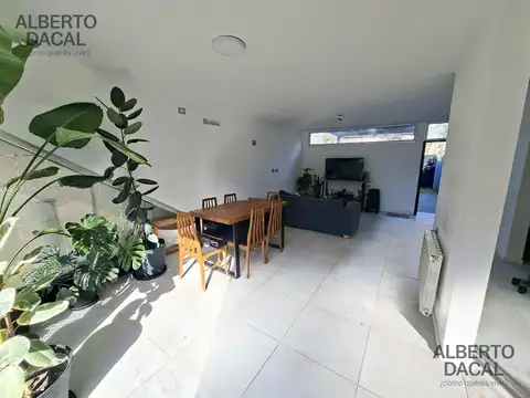 Casa 3 ambientes con 1 baño