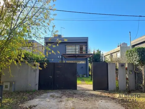 Casa DOS DORMITORIOS CON PILETA