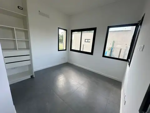 VENTA CASA DOS PLANTAS SANTA ELISA PILAR DEL ESTE