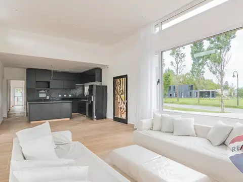 Miralagos Ruta Provincial 2 100