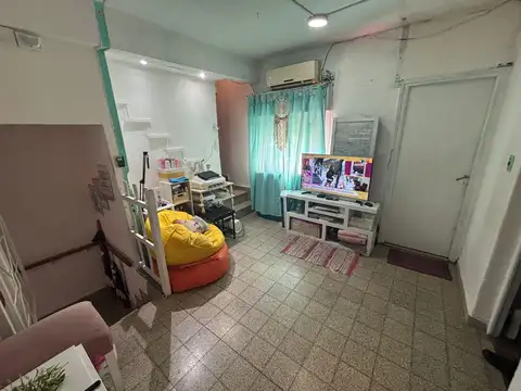 Depto Tipo Casa en Venta de 4 ambientes