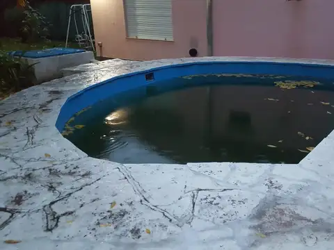 VENTA casa tipo QUINTA con pileta + DEPTO 3 ambientes