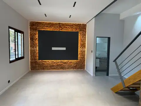 Depto Tipo Casa 3 ambientes con 1 baño