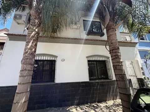 Pasaje Juan M. Coghlan 4600