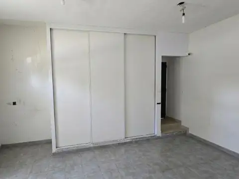 Carlos Antonio López 2100