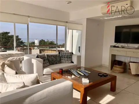 Departamento en Alquiler de 4 dormitorios