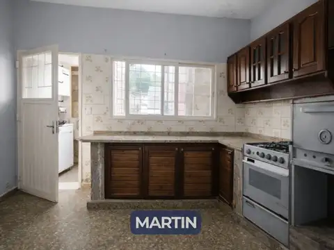 Casa 3 ambientes con 1 baño