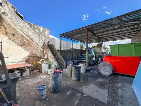 Galpón en venta, 300 m2, Mercado de Concentración Fisherton