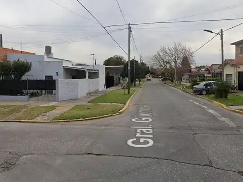 Casa en Venta en Temperley, USD 49.000