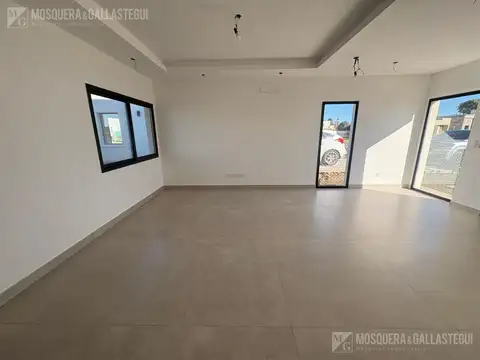 Casa en Venta en Pilar Del Este - Santa Elisa, USD 235.000