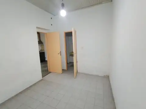 Departamento en Alquiler en Burzaco, $ 450.000
