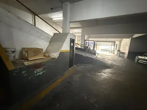 Propiedad en Alquiler, Flores. Apto Todo Rubro
