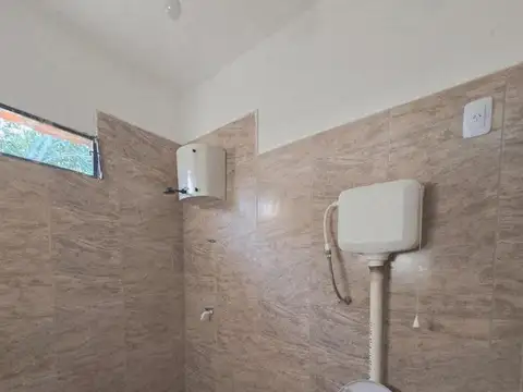 Galpon en Alquiler en Villa Los Altos, $ 350.000