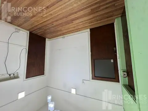 Oficina en Alquiler 100 años