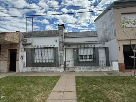 Casa al Frente | 24 de Septiembre 400