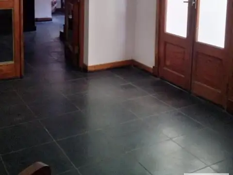 Bolívar e/ Rivadavia y Colon