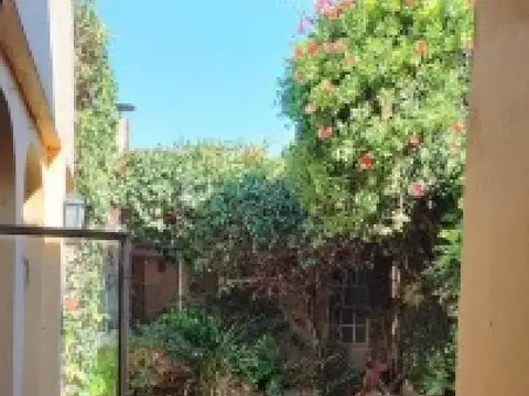 Casa en venta - 3 Dormitorios 2 Baños - Azul