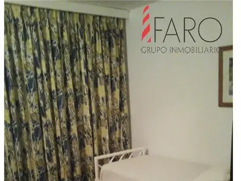 Apartamento en alquiler en playa mansa primera linea.