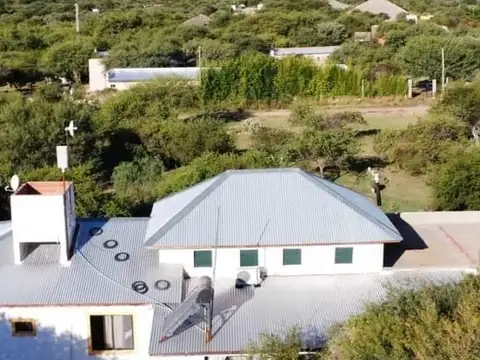 Publica barrio semi cerrado justino