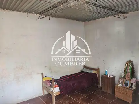 Casa 6 ambientes con 2 baños