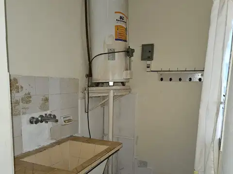 Depto Tipo Casa 4 ambientes con 1 baño