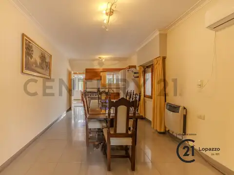 61 e/ 22 y 23 1300, Piso 0