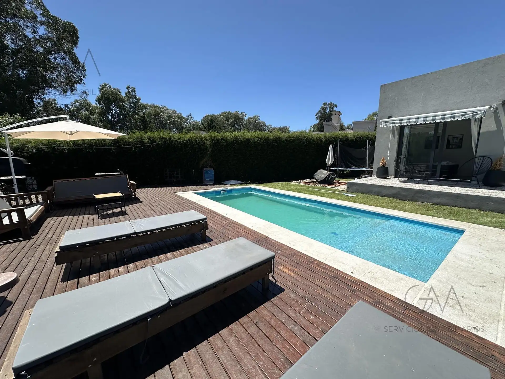 Casa 5 amb, 230m² en Arenas del Sur con piscina y quincho