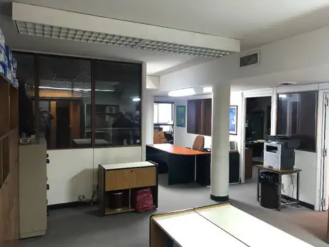 RIVADAVIA AV. 900