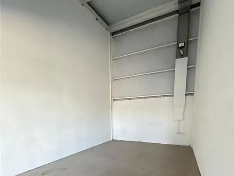 LOCALES - EN SHOPPING - ZONA OESTE, RIVADAVIA