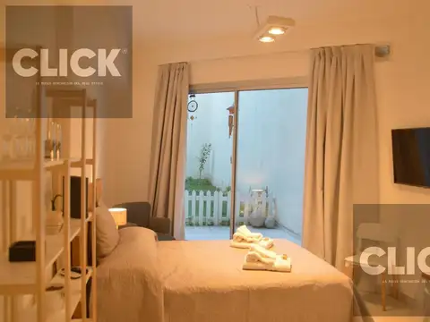 Venta - Monoambiente con patio - con Renta -  Monserrat