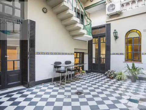 Encantador PH de 4 ambientes con Terraza y Parrilla, ubicado en el corazón de Colegiales