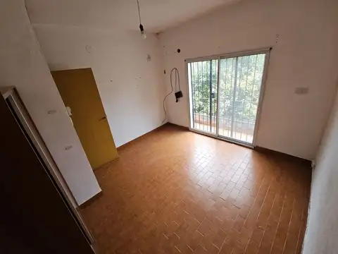 Casa en Venta en Barrio Industrial, USD 45.000