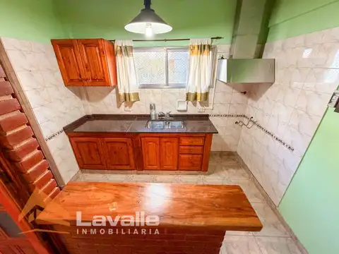 Lugones 900, Piso 1