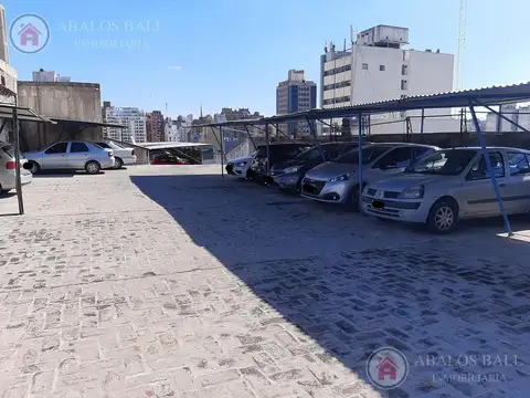 Vendo cochera en Bv. Chacabuco Cordoba