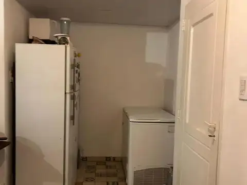 Casa 2 ambientes con 1 baño