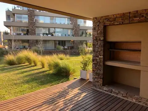 Departamento  en Venta  Castaños Las Piedras, Nordelta