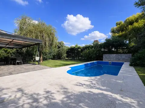 Casa en Venta al Este