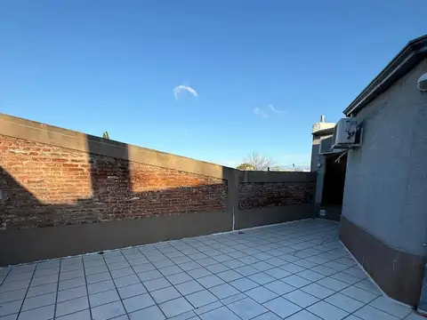 Casa Oficina Deposito y Cochera Centro Mercedes