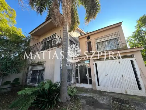 Casa 4 ambientes Castelar Norte