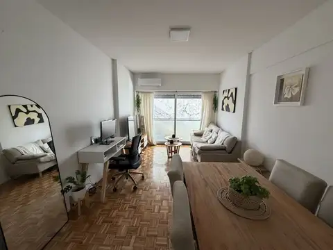 Avenida Rivadavia 3900, Piso 1
