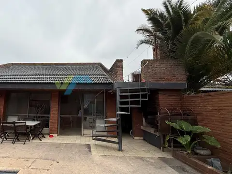 Venta Casa 4 Amb.c/Pileta,  Robles del Monarca, Pilar 100