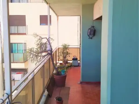 Departamento 5 ambientes con 3 baños